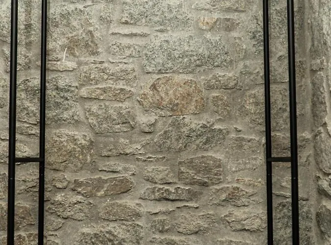 Ήσυχο Κυκλαδίτικο Πέτρινο Σπίτι Total Stone 5 アパート Plintri